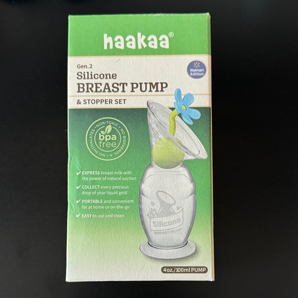 Haakaa Gen.2 Silicone Breast Pump & Stopper Set - Green - Picture 1 of 1